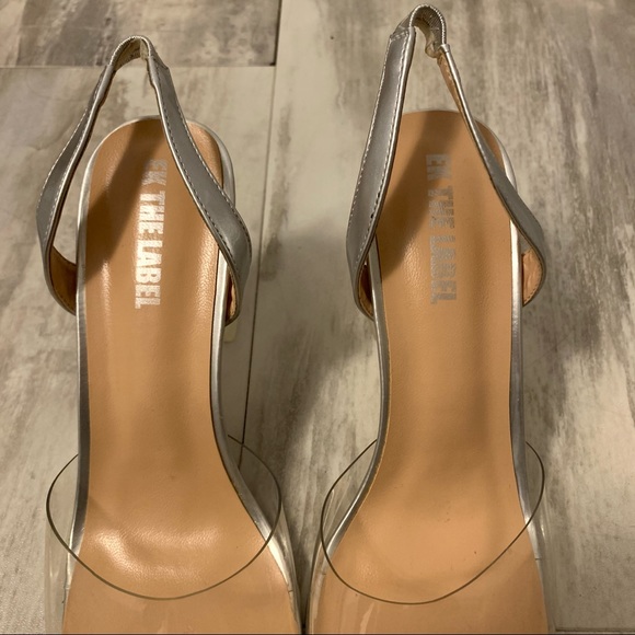 EK THE LABEL Square Toe Silver Flared Heels - Picture 6 of 9